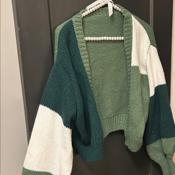 SHEIN Green and White Color Block Cardigan - Picture 2 of 3